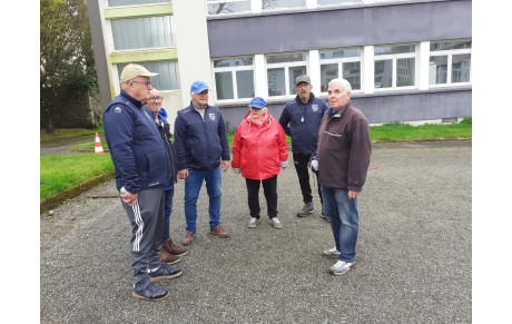 Concours vétérans en triplettes à Pen Ar Créac'h du 27 avril